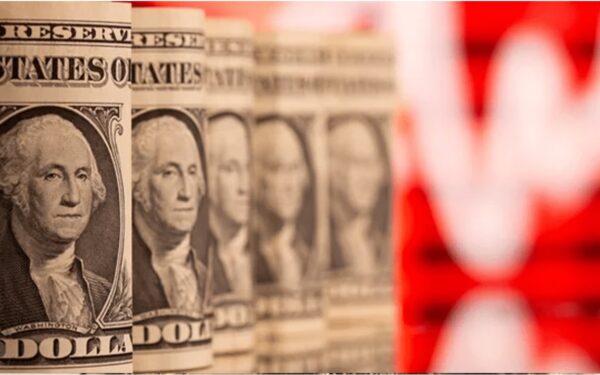 Pakistan Chooses International Banks for  Billion Bond Issuance
