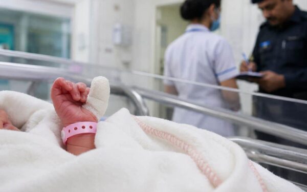 Nurse Booked for Newborn’s Thumb Injury at Rawalpindi Hospital Nurse Booked for Newborn’s Thumb Injury at Rawalpindi Hospital