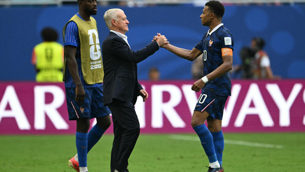 England edges France in thrilling World Cup finale England edges France in thrilling World Cup finale