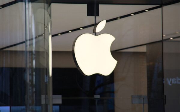 Apple reportedly avoids tariffs by partnering with Intel