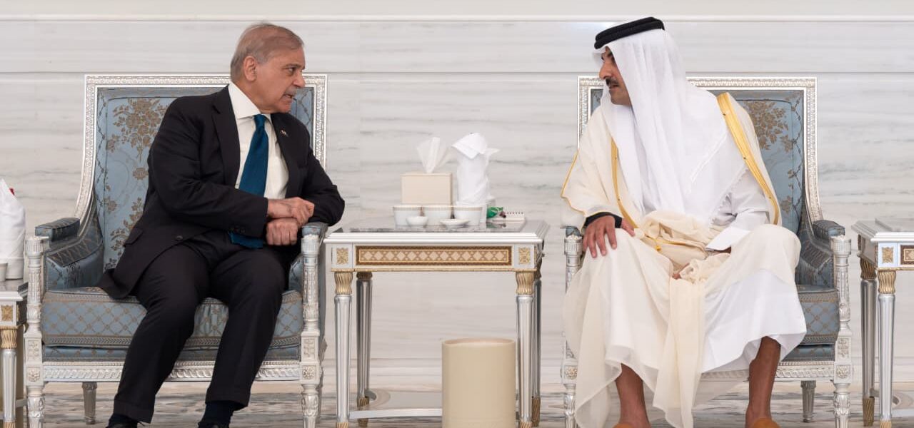 PM Sharif Conveys Condolences to Qatari Leadership on Sheikh Hamad’s Death PM Sharif Conveys Condolences to Qatari Leadership on Sheikh Hamad’s Death