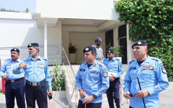 Security Official Inspects Red Zone, Urges Vigilance Security Official Inspects Red Zone, Urges Vigilance