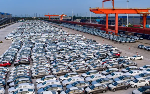China Exports Over One Million Cars in June, Boosting Trade Surplus China Exports Over One Million Cars in June, Boosting Trade Surplus