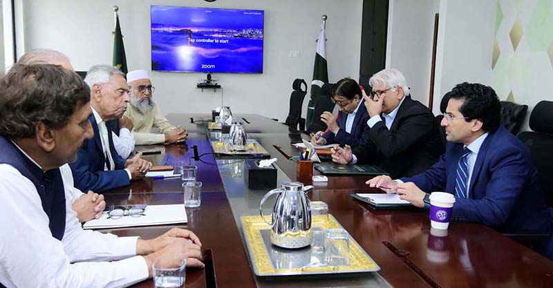 Federal Minister Malik Meets with Pakistan Petroleum Dealers Association Federal Minister Malik Meets with Pakistan Petroleum Dealers Association
