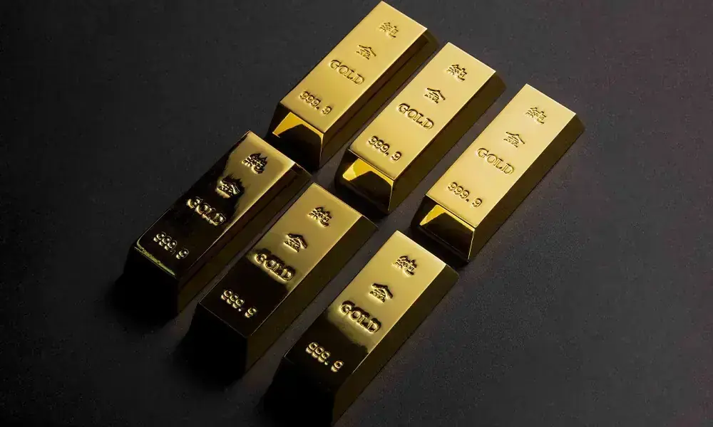 Gold prices drop in Pakistan following international market Gold prices drop in Pakistan following international market