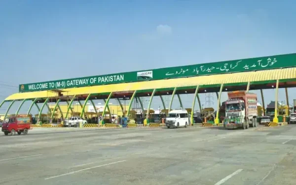 Court issues notices on challenge to higher motorway toll Court issues notices on challenge to higher motorway toll