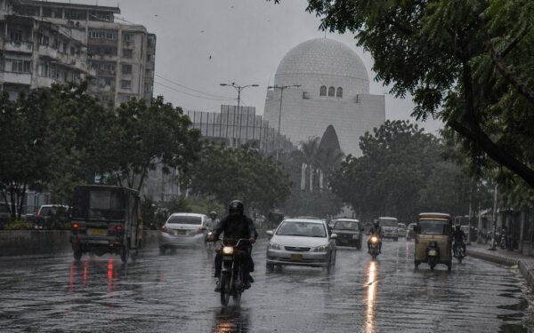 PMD Warns of Three-Day Rain Spell in Karachi PMD Warns of Three-Day Rain Spell in Karachi