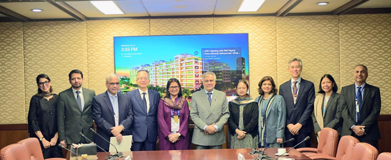 DPM/FM Dar and ADB Officials Reaffirm Long-standing Partnership DPM/FM Dar and ADB Officials Reaffirm Long-standing Partnership