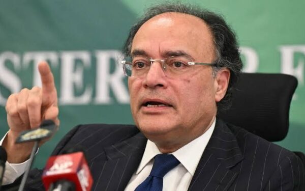Finance Minister Warns of Population, Climate Crisis