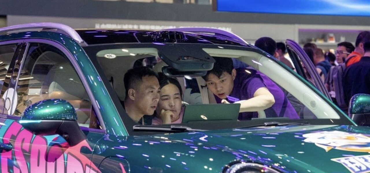 China's electric vehicle market faces profit challenges