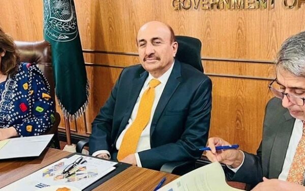 Sindh Government to Provide IT Training for All Educational Board Staff Sindh Government to Provide IT Training for All Educational Board Staff