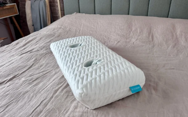 Tech experts recommend affordable piercing pillows over expensive sleepbuds Tech experts recommend affordable piercing pillows over expensive sleepbuds