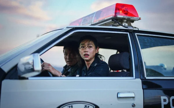 Korean Sci-Fi Thriller 'Hope' Dominates Box Office Korean Sci-Fi Thriller 'Hope' Dominates Box Office
