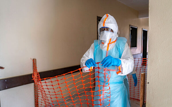 US bars Americans in Congo from returning home amid Ebola outbreak