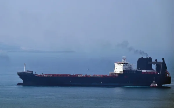 Oil price breaches 0 as Middle East tensions rise Oil price breaches 0 as Middle East tensions rise