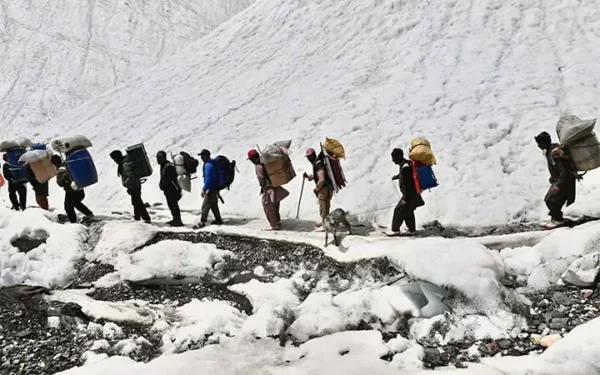 Czech climber dies after fall on Masherbrum Czech climber dies after fall on Masherbrum