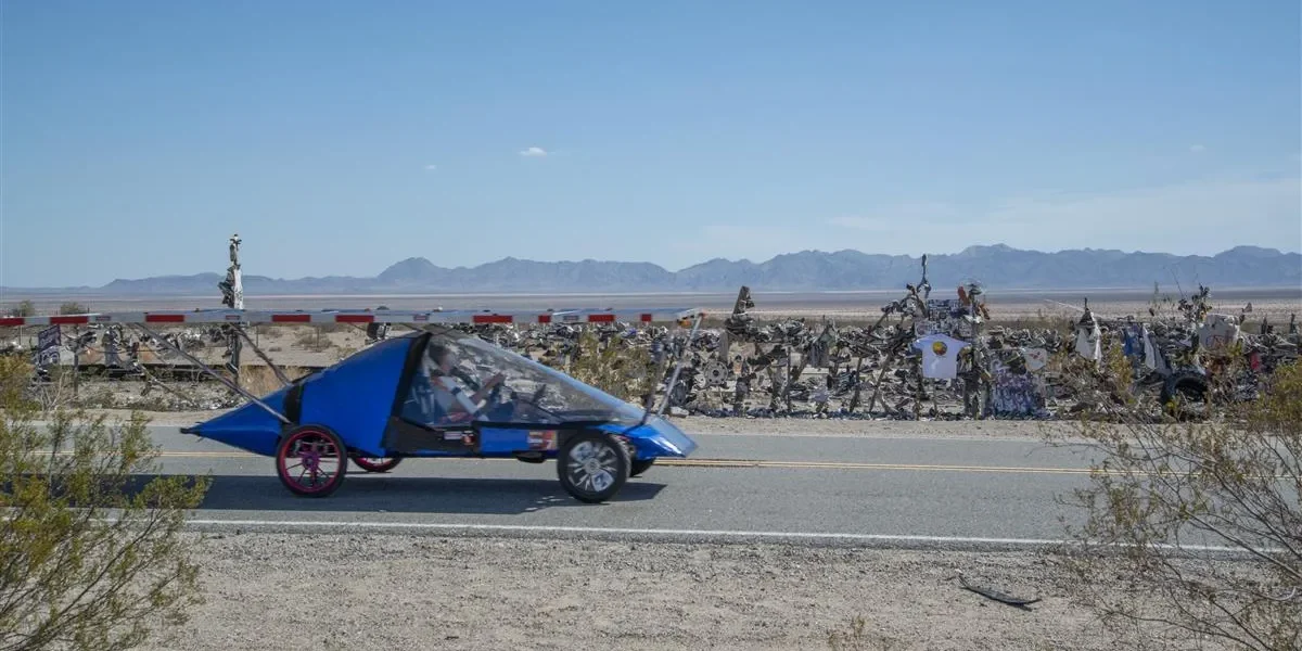 High school students compete in epic five-day solar car race High school students compete in epic five-day solar car race