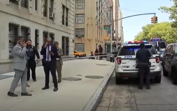 Suspect arrested in New York stabbings; police suspect hate crime Suspect arrested in New York stabbings; police suspect hate crime