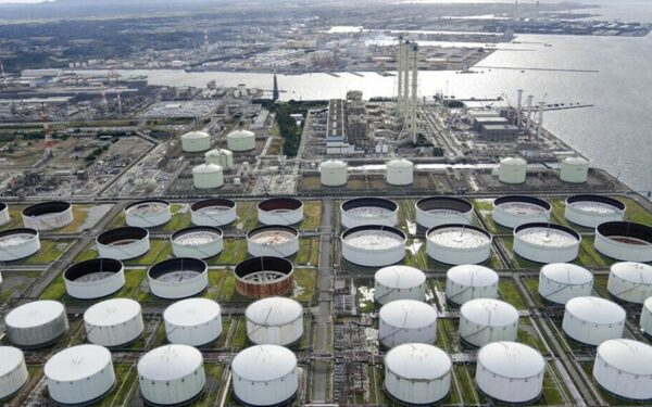 Oil Production Surges to 2-Year High Amid Persistent Fuel Prices Oil Production Surges to 2-Year High Amid Persistent Fuel Prices