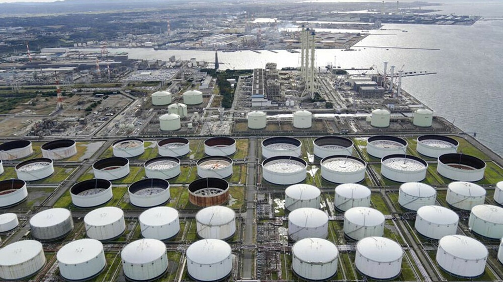 Oil Production Surges to 2-Year High Amid Persistent Fuel Prices