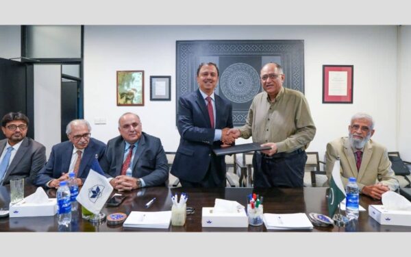 Faysal Bank Enhances Partnership with LUMS to Promote Education Faysal Bank Enhances Partnership with LUMS to Promote Education