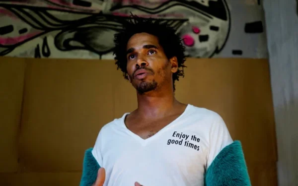 Cuban Artist Luis Manuel Otero Alcántara Granted Permission to Travel to US