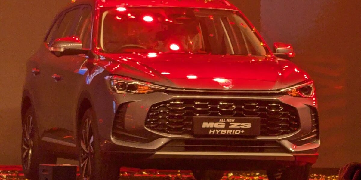 MG Launches New ZS SUV with Hybrid and Petrol Options in Pakistan MG Launches New ZS SUV with Hybrid and Petrol Options in Pakistan
