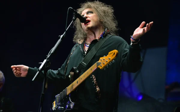 The Cure’s Robert Smith Criticizes FIFA World Cup Final Halftime Show The Cure’s Robert Smith Criticizes FIFA World Cup Final Halftime Show