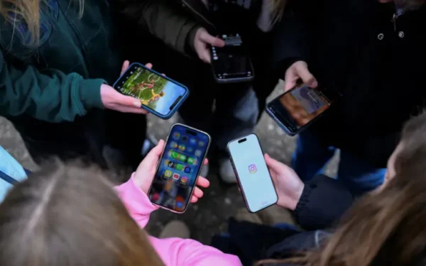 EU to Introduce Age-Based Restrictions on Children's Social Media Access EU to Introduce Age-Based Restrictions on Children's Social Media Access