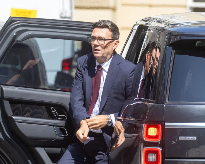 Labour Leader Burnham Considers Radical Energy Bill Cuts Labour Leader Burnham Considers Radical Energy Bill Cuts