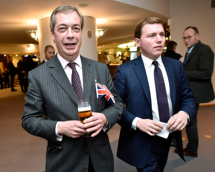 Ex-Reform candidate claims fraudster Cottrell was introduced as Farage’s chief of staff Ex-Reform candidate claims fraudster Cottrell was introduced as Farage’s chief of staff