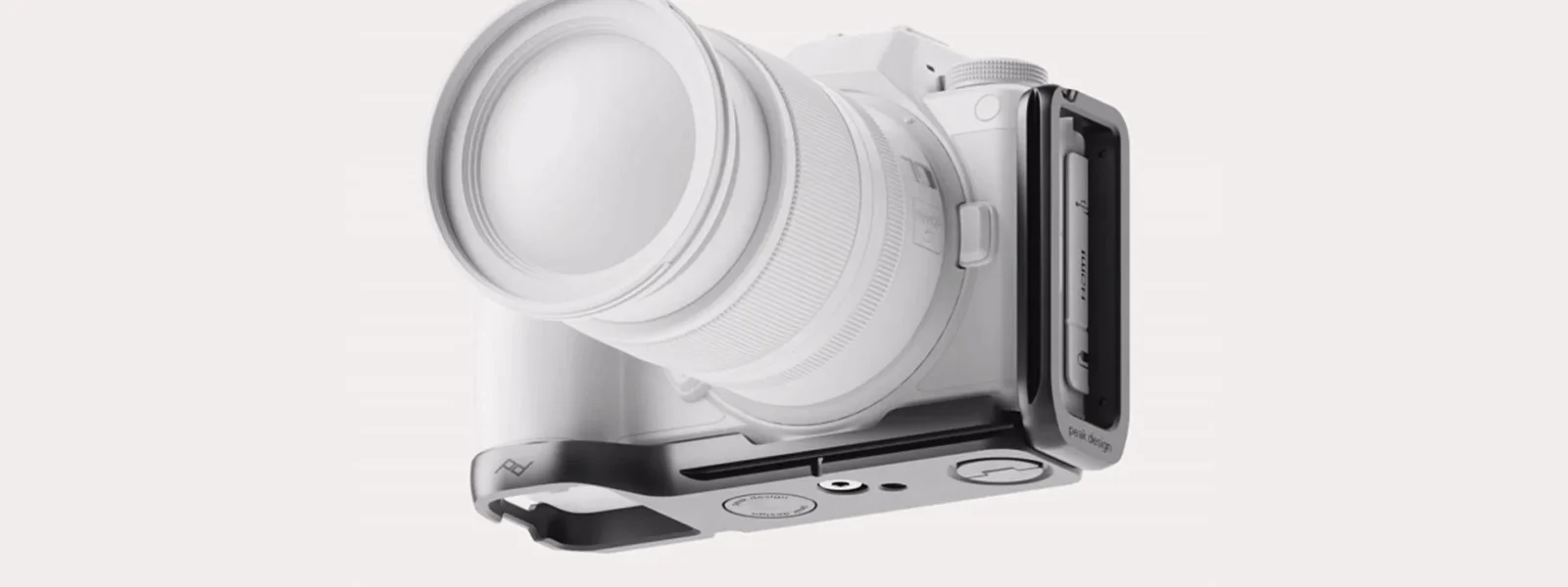 Peak Design introduces Field Bracket with built-in finder tag Peak Design introduces Field Bracket with built-in finder tag