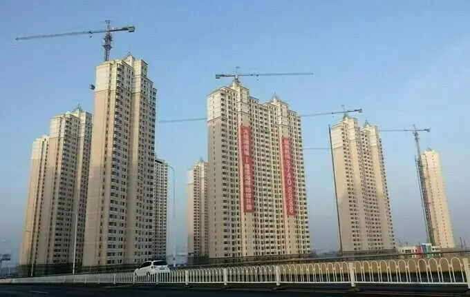 China’s New Home Prices Decline Slower in June China’s New Home Prices Decline Slower in June
