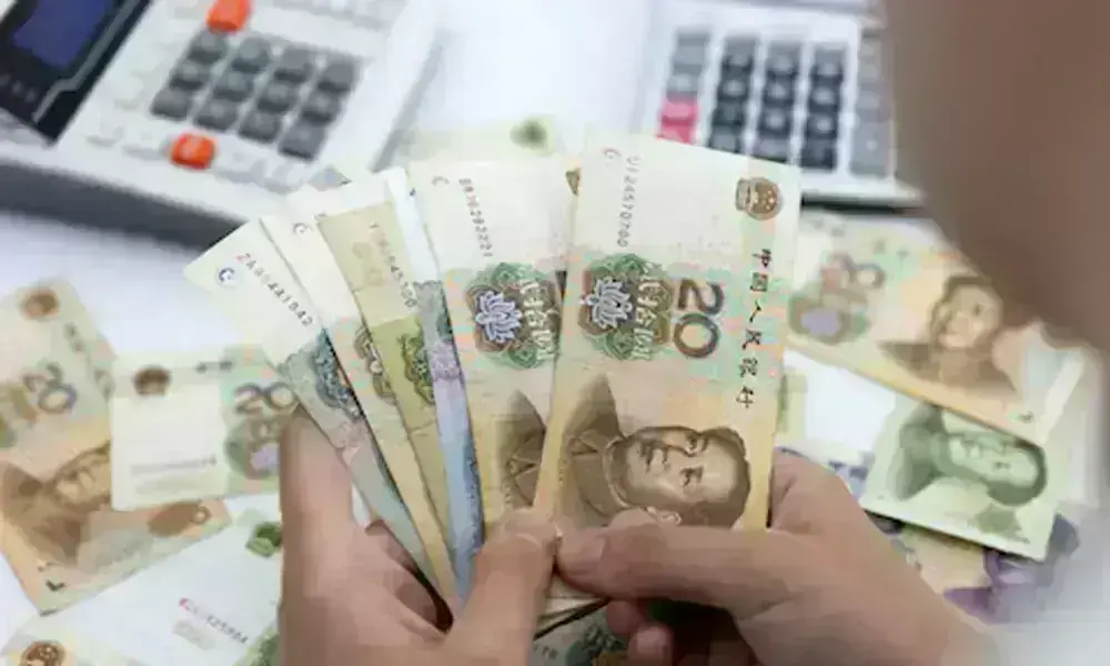 Yuan Depreciates Amid Geopolitical Tensions and Growth Concerns Yuan Depreciates Amid Geopolitical Tensions and Growth Concerns