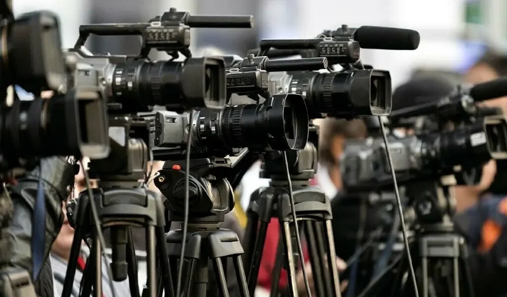 Rights groups criticise new foreign media access rules in Pakistan Rights groups criticise new foreign media access rules in Pakistan