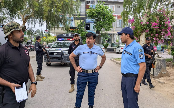 ICT Police DIG Tariq Enhances Security at Duty Points ICT Police DIG Tariq Enhances Security at Duty Points