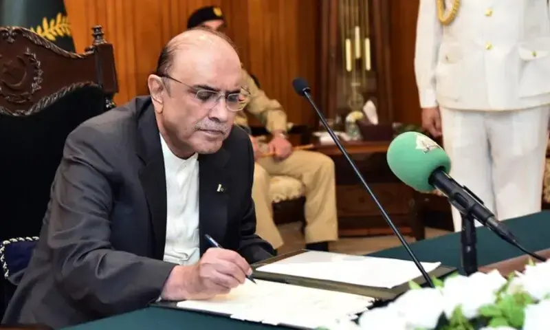 Government Considers Bypassing Zardari’s Assent for Judges’ Appointments
