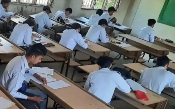 Punjab Minister Announces SSC Results, Boosts Scholarships Punjab Minister Announces SSC Results, Boosts Scholarships