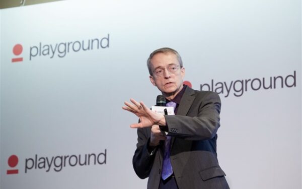 Intel’s Gelsinger Supports Start-Up in US Lithography Push