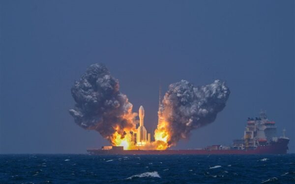 China targets annual satellite output of 7,360