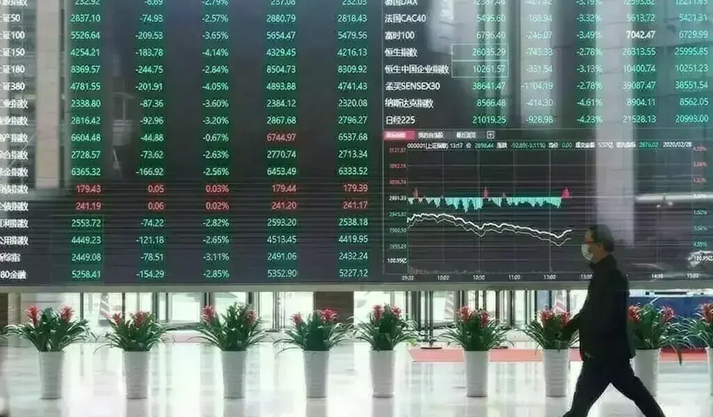 China stocks decline amid AI market turbulence