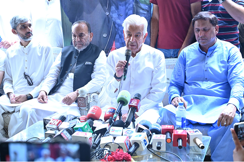 PML-N to Form Next AJK Government, Says Kh Asif