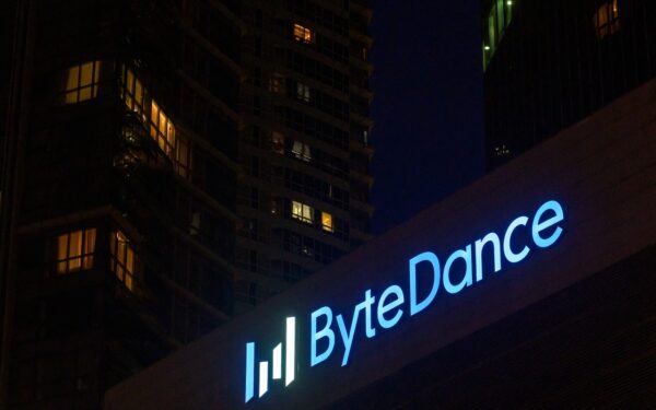 ByteDance founder rejects AI distillation ByteDance founder rejects AI distillation