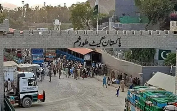 Pakistani authorities grant entry for critically ill Afghan newborn Pakistani authorities grant entry for critically ill Afghan newborn