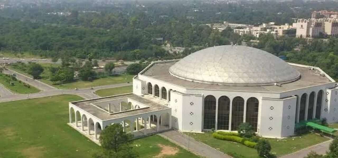 CDA Receives Rs37 Billion as Lowest Bid for New Convention Center CDA Receives Rs37 Billion as Lowest Bid for New Convention Center