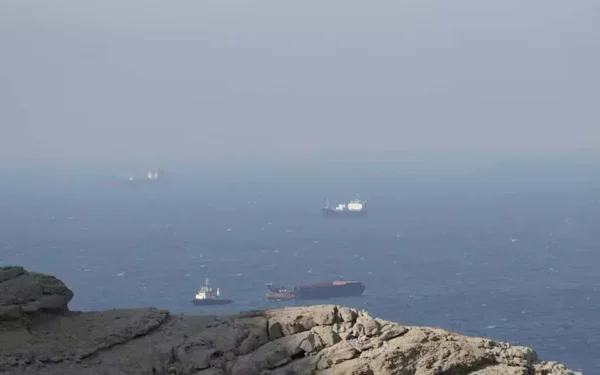 Iran and Oman Agree New Route for Strait of Hormuz Iran and Oman Agree New Route for Strait of Hormuz