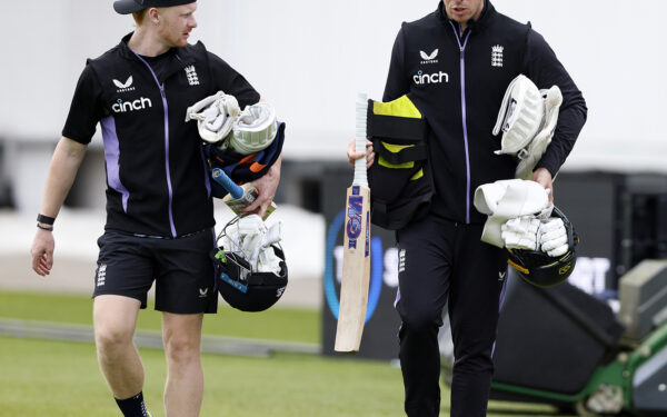 England recalls Pope and Lawrence for Pakistan Tests England recalls Pope and Lawrence for Pakistan Tests