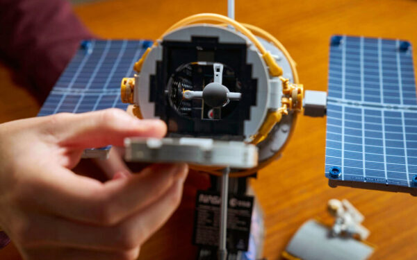 Lego releases detailed Hubble Space Telescope model Lego releases detailed Hubble Space Telescope model