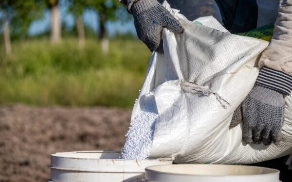 Urea Sales Slump as Monsoon Rains Disrupt Fertilizer Application