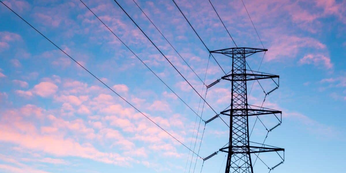 Government Plans to Split LESCO and MEPCO Before Privatization Government Plans to Split LESCO and MEPCO Before Privatization